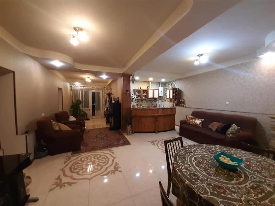 House 125A Villa Дилиян Екстериор снимка