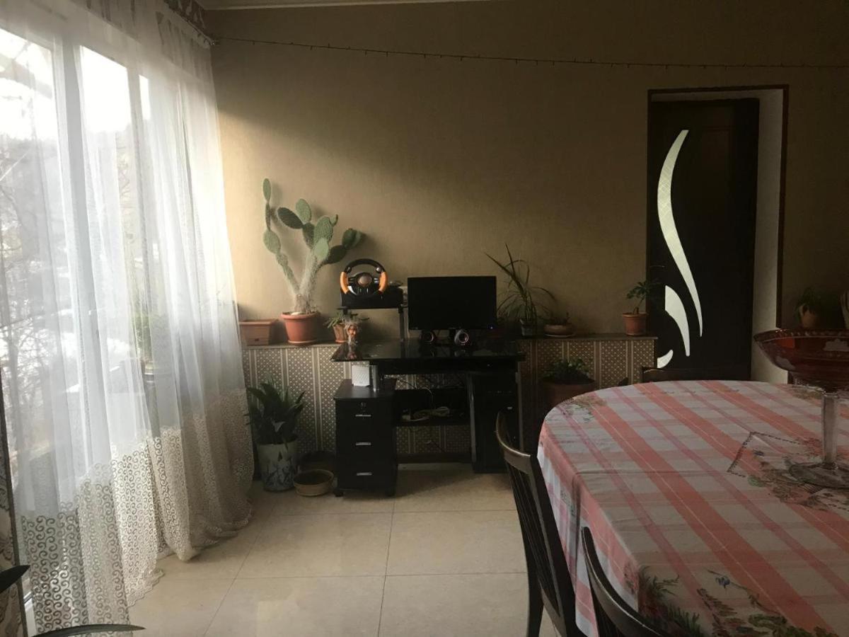 House 125A Villa Дилиян Екстериор снимка
